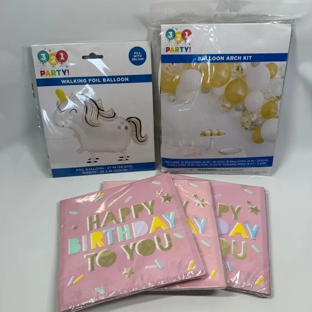 D24 Party Decorations- 5 piece party decorations, walking unicorn and arch ballo